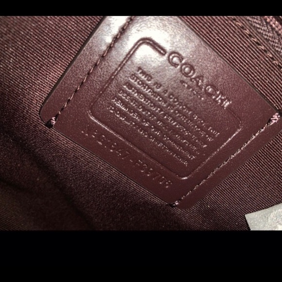 Coach Purse Ready To Ship To You Never Been Use - Picture 6 of 6